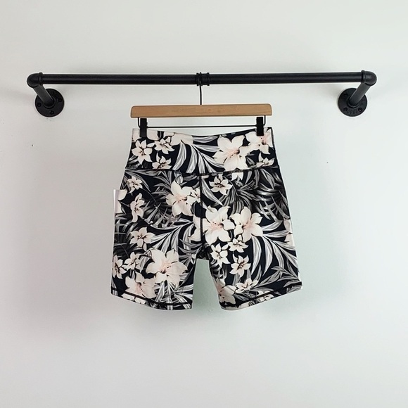 Hurley Staple Floral Tropical High Waisted Biker Shorts - Picture 5 of 7